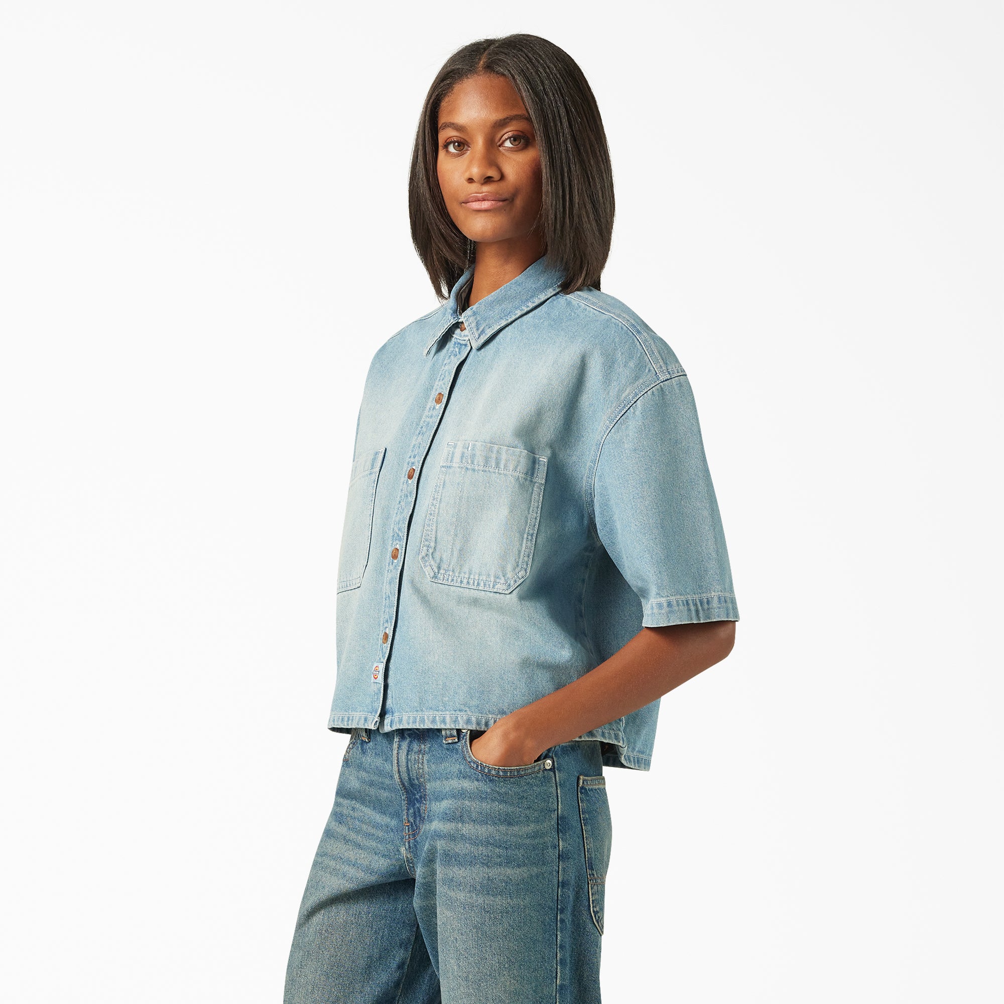 Women's Cropped Denim Work Shirt - Image 3
